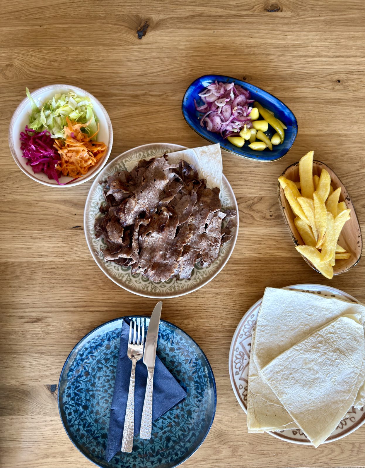 Döner mit Beilagen